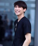 Mew Suppasit Jongcheveevat