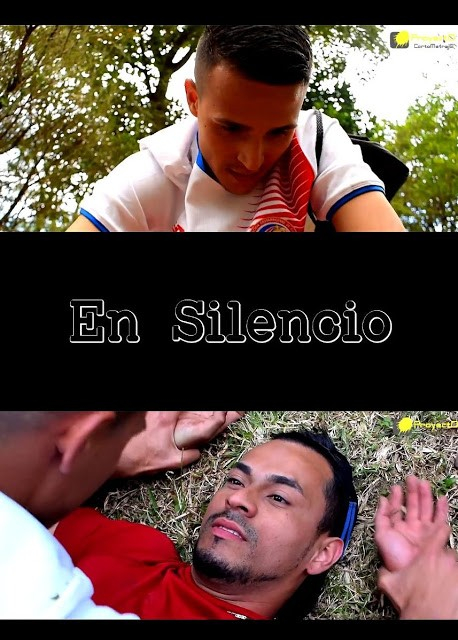 En Silencio  (2018)