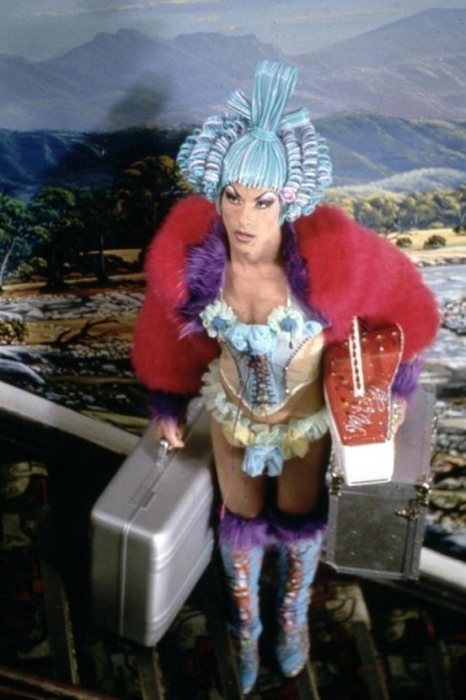 The Adventures of Priscilla, Queen of the Desert / Dobrodružství Priscilly, královny pouště  (1994)