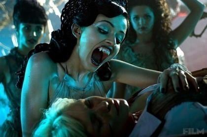 Lesbian Vampire Killers / Zabijáci lesbických upírek  (2009)