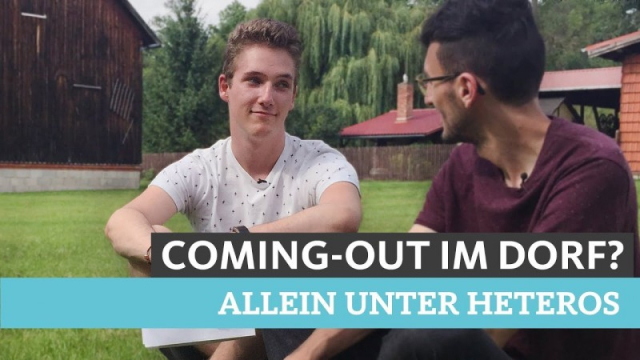 Coming-Out im Dorf? Allein unter Heteros  (2017)