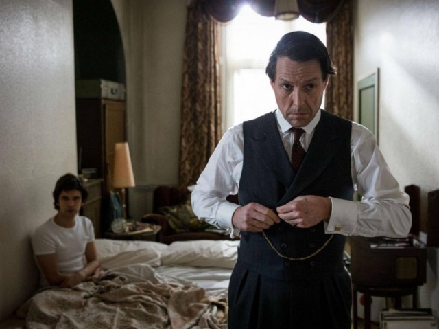 A Very English Scandal / Skandál po anglicku  (2018)