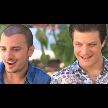 OUTING - Fidanzati per sbaglio - Trailer film (2013)