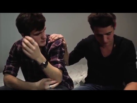 Gay short film : «Faut pas penser» - Subtitles EN