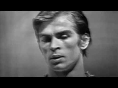 Rudolf Nureyev: Dance to Freedom